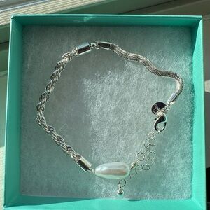 Silver Bracelet with Pearl Accent